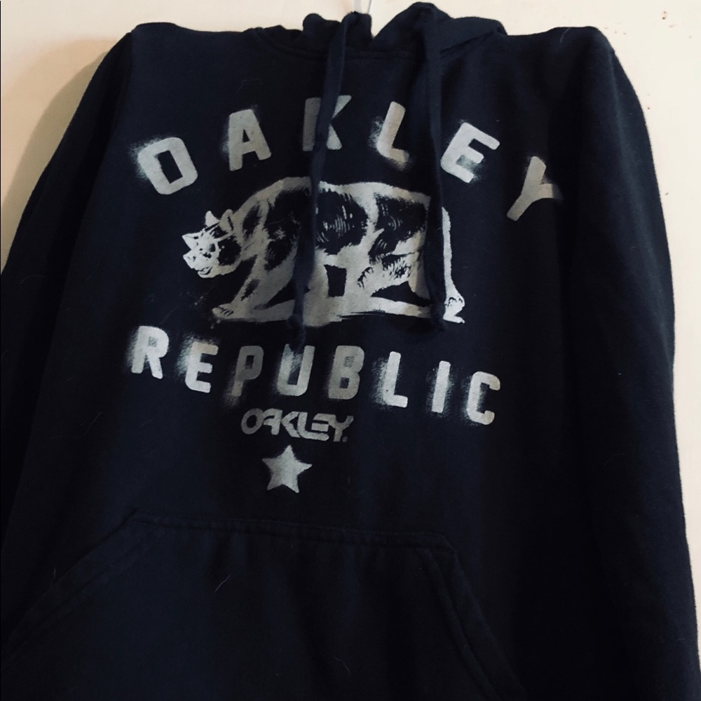 XS/TP OAKLEY Sweatshirt(Black)